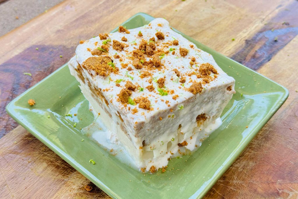 Key lime icebox cake (carlota de limón)