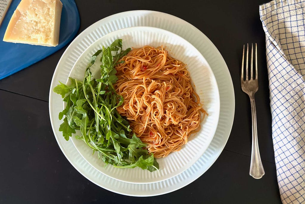 A one-pot, lazy-day pasta dinner with a spicy punch