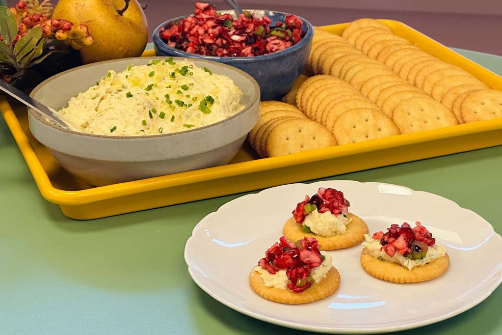 Chive spread with cranberry-jalapeño relish