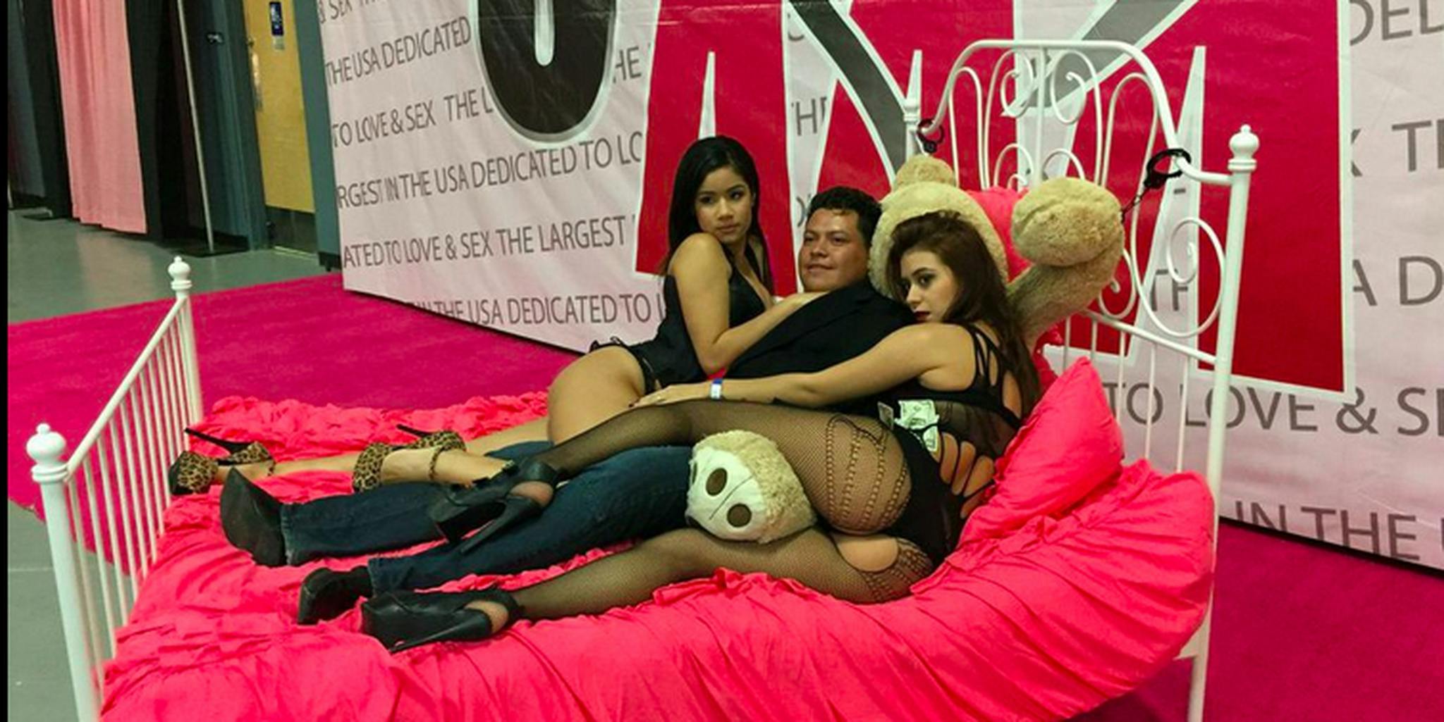 3 hours at Exxxotica, New Jersey’s largest porn convention